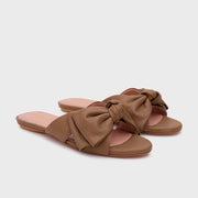 ADRIANA FLAT BROWN