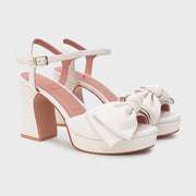 ADRIANA PUMP HUESO