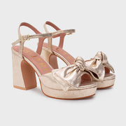 ADRIANA PUMP PLATINO ORO