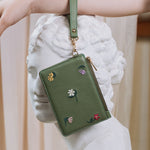 Load image into Gallery viewer, TARJETERO BLOSSOM CC CON ASA VERDE
