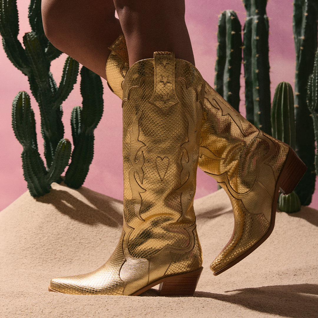 LUCKY HEARTS BOOT GOLD