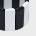 Cargue la imagen en el visor de la galería, BRAZALETE MAGNOLIA BLANCO NEGRO
