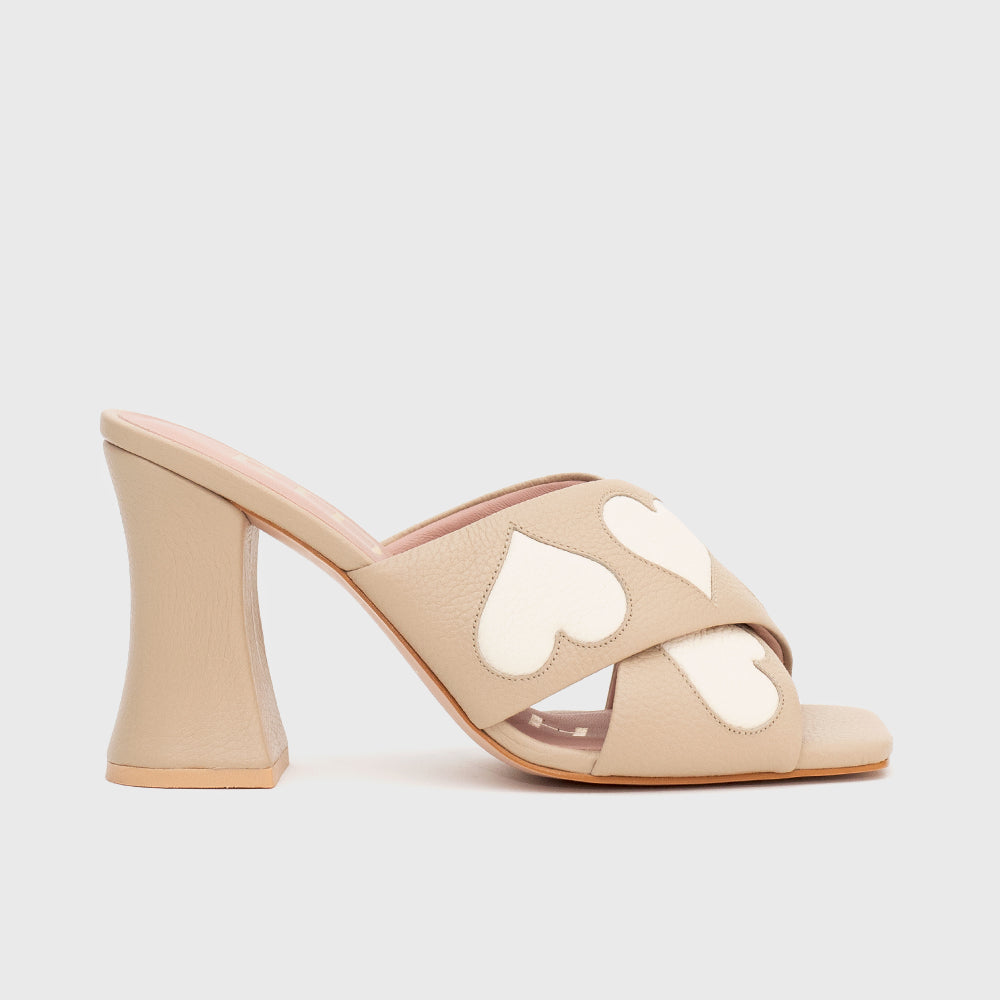 BUTRICH COLLINS PUMP CREMA