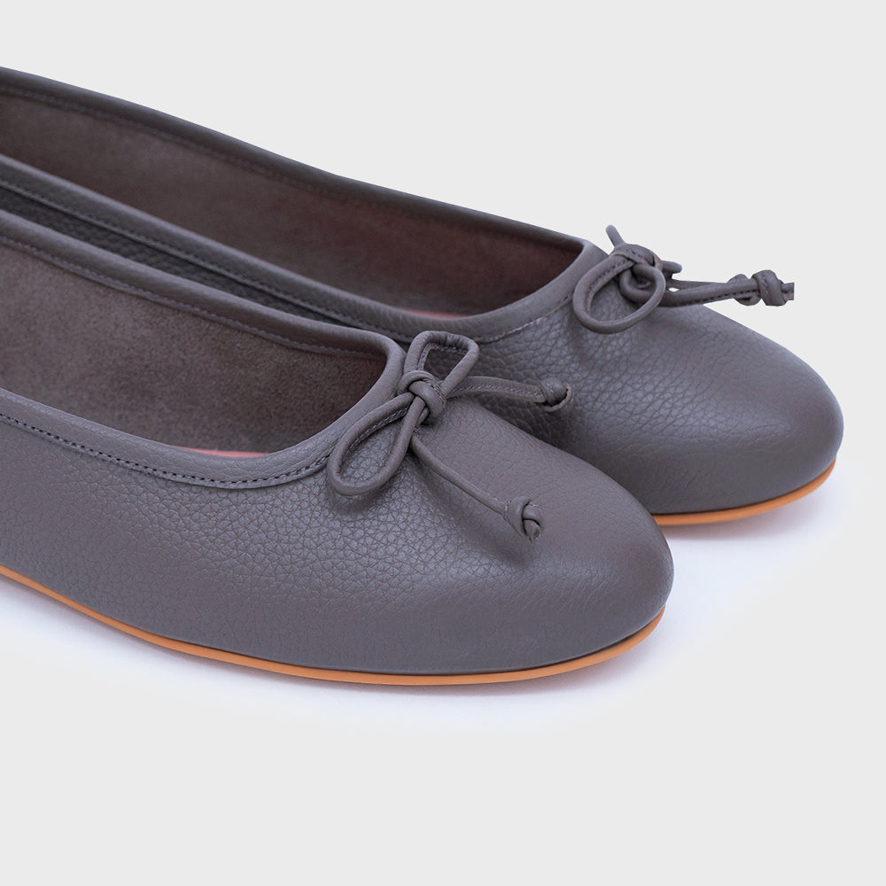 CARLA FLAT GREY