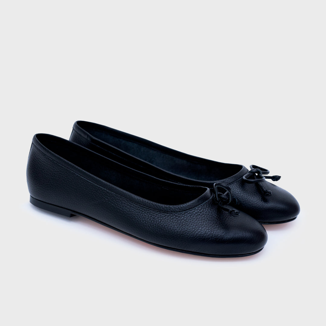 CARLA FLAT BLACK