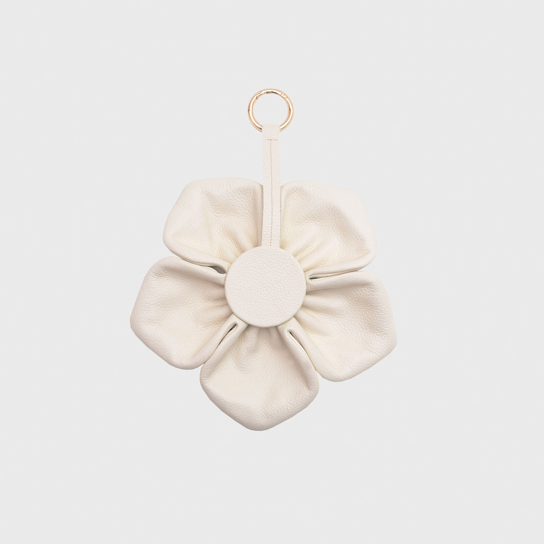 CHARM MAXI GARDENIA HUESO