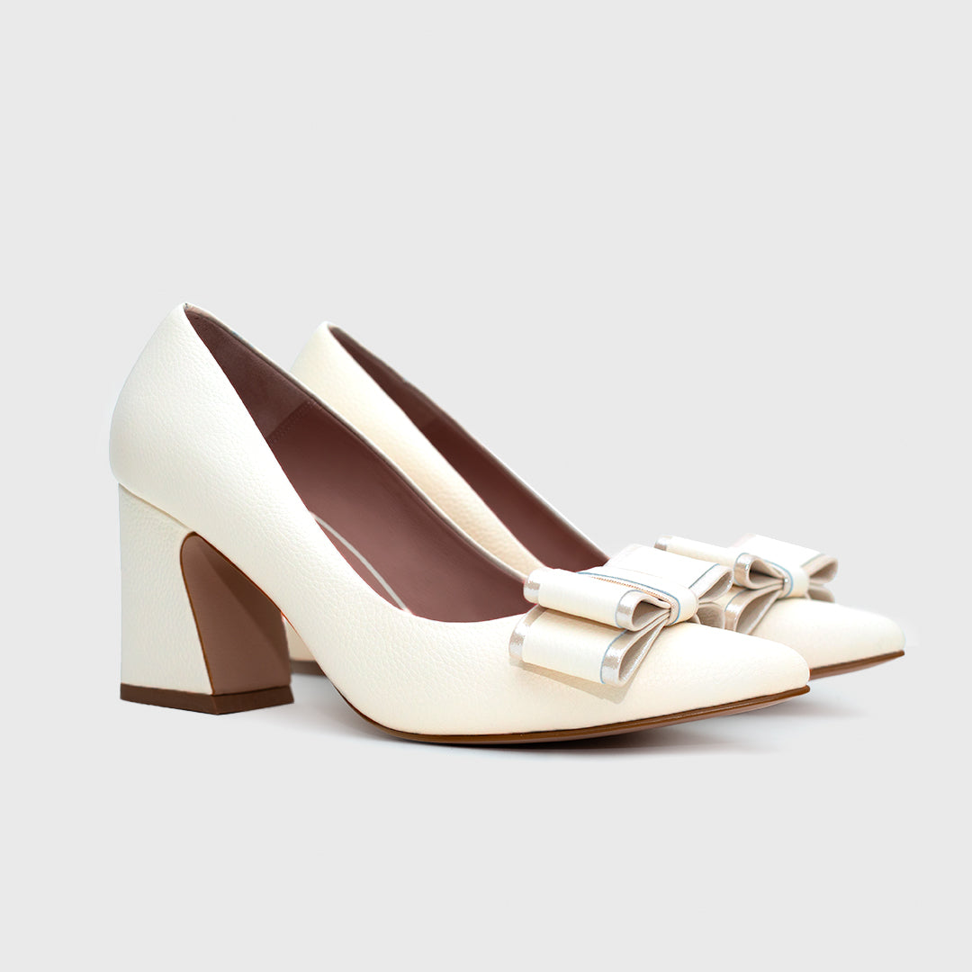 CLAIRE PUMP HUESO