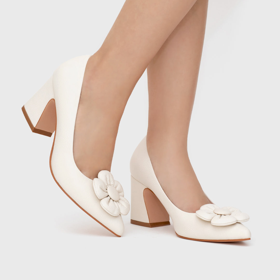 FANCY FLOWER PUMP BONE