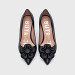 Load image into Gallery viewer, FANCY FLOWER PUMP BLACK
