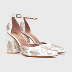 Load image into Gallery viewer, FREDA PUMP BRIDE BONE
