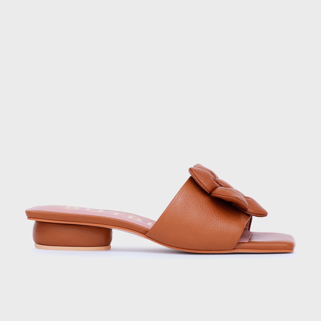 GARDENIA FLAT MARRÓN