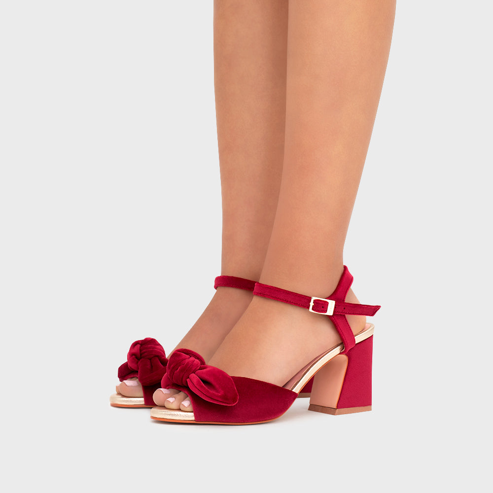 ILIANA PUMP MORA