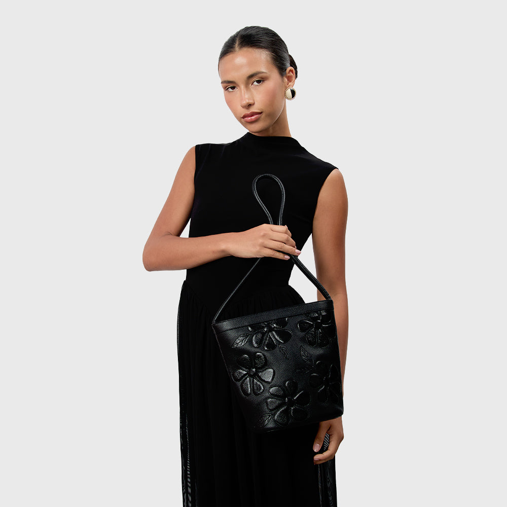JANIA BUCKET BAG NEGRO