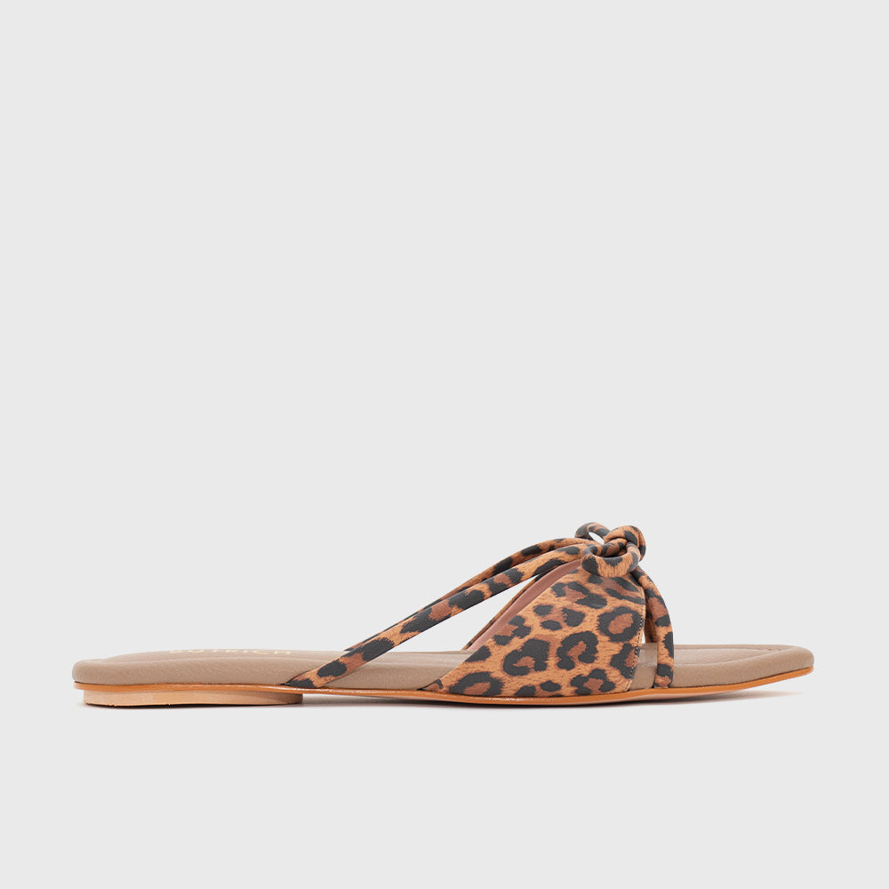 LENA FLAT LEOPARD