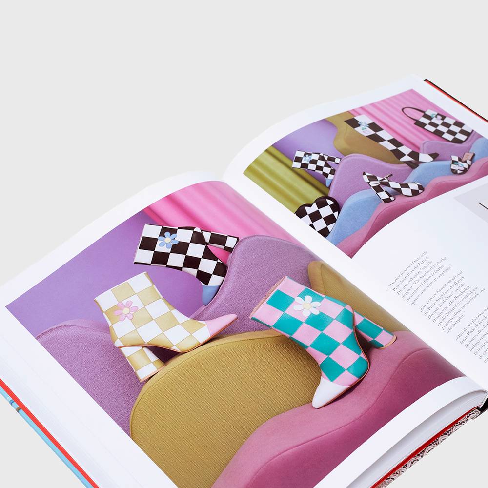 LIBRO CULT HEELS: EXCEPTIONAL TALENT IN SHOE DESIGN BOOK