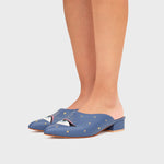 Cargue la imagen en el visor de la galería, LUCKY EYE MULE FLAT AZUL
