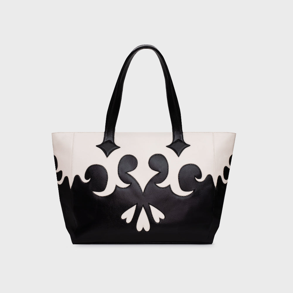 LUCKY HEARTS TOTE BAG BLANCO Y NEGRO