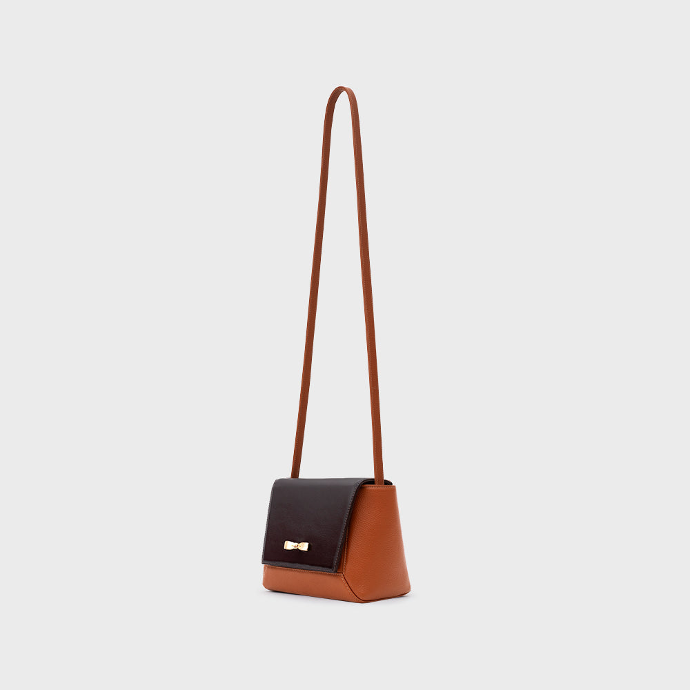 NADIRA FLAP HAND BAG COBRE