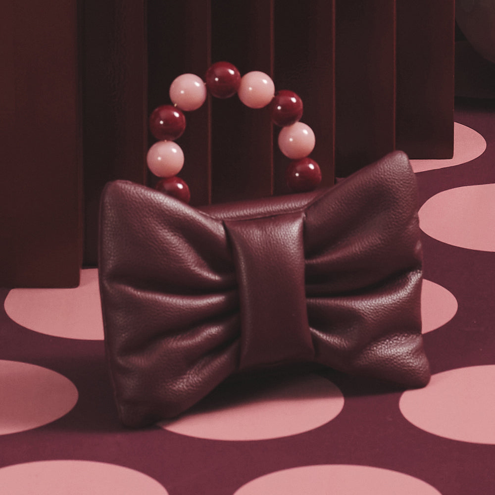 NAILA BEADED BOW BAG BORGOÑA