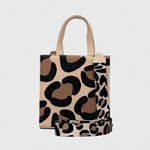 Load image into Gallery viewer, SQUARE TOTE BAG KAT CREMA

