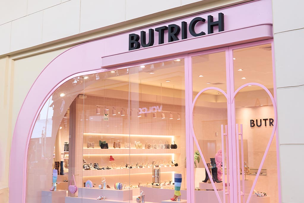 BUTRICH JOCKEY PLAZA