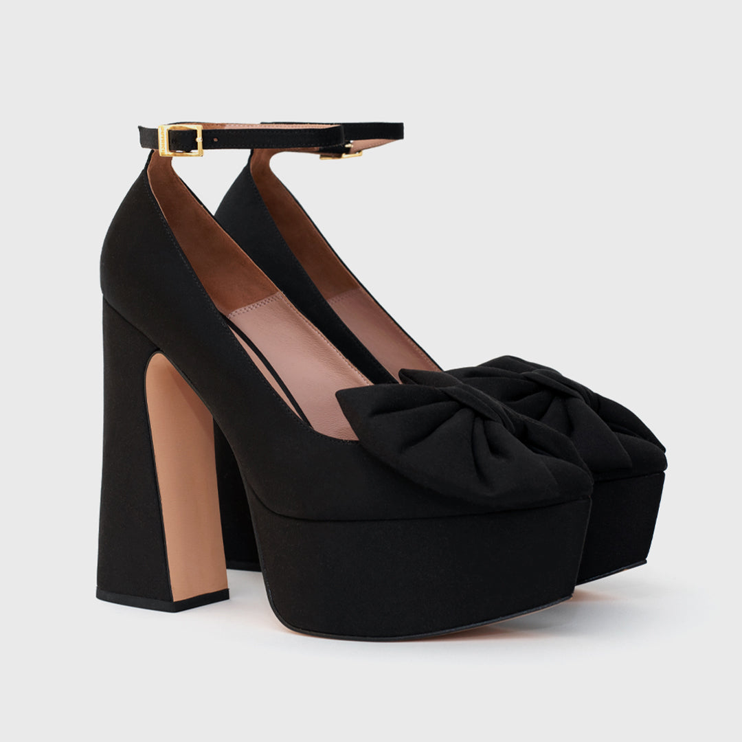 FELICIA BLACK PLATFORM