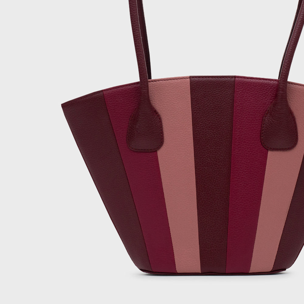 NABILA TRAPEZE BAG BORGOÑA
